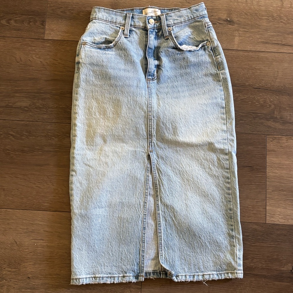 Universal Thread Light Wash Denim Skirt